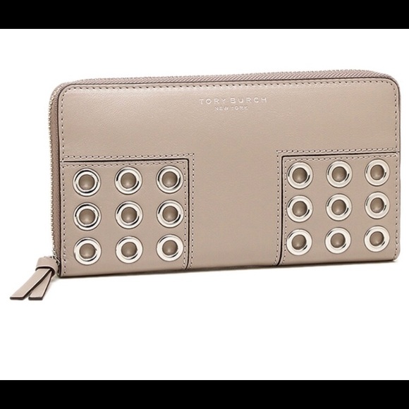Tory Burch Handbags - Tory block T Grommett wallet.